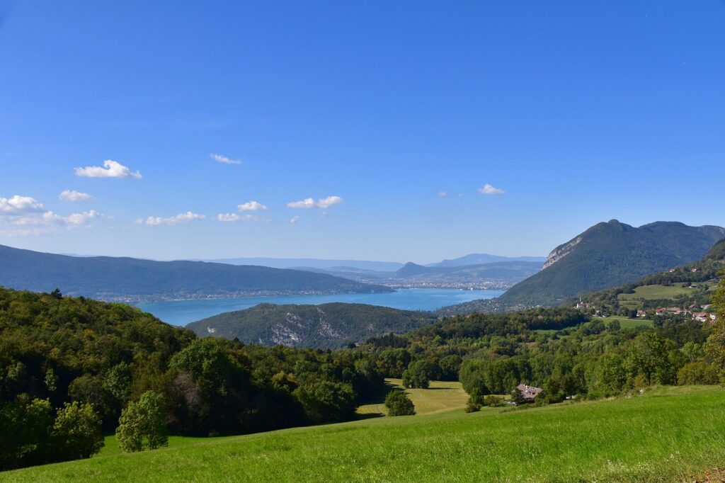 mountain landscape, panoramic view, lake annecy